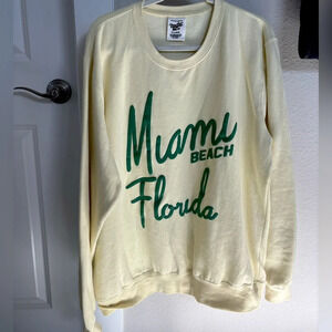 Oversized vintage graphic crewneck sweatshirt unisex retro trendy